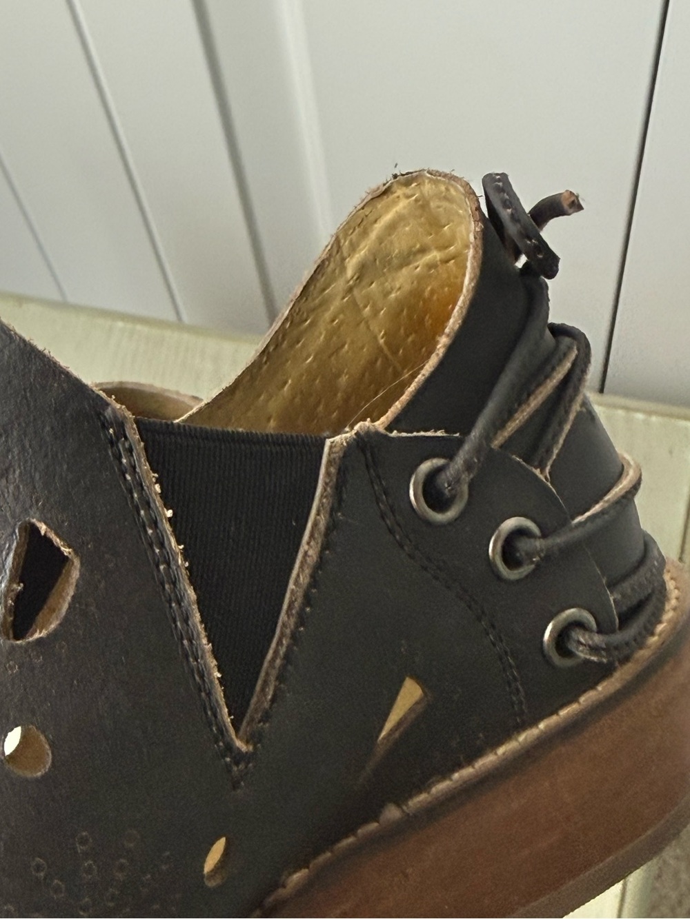 Anthropologie Musse & Cloud Black Cutout Leather Ankle Booties sz 7 - Picture 9 of 11